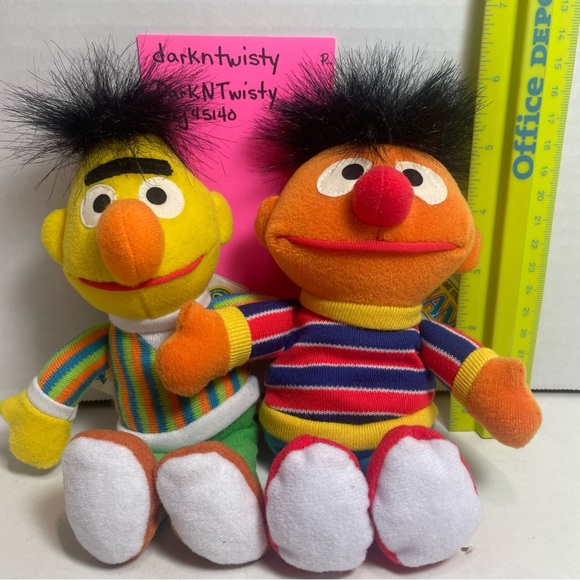 MINT BNWT SESAME STREET BEANS BERT AND ERNIE - Picture 9 of 14